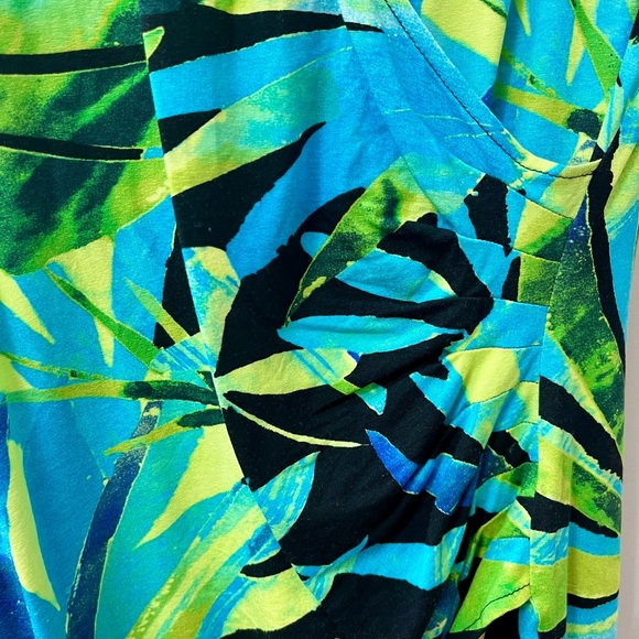 Cache’ Brand Dress - Picture 4 of 6